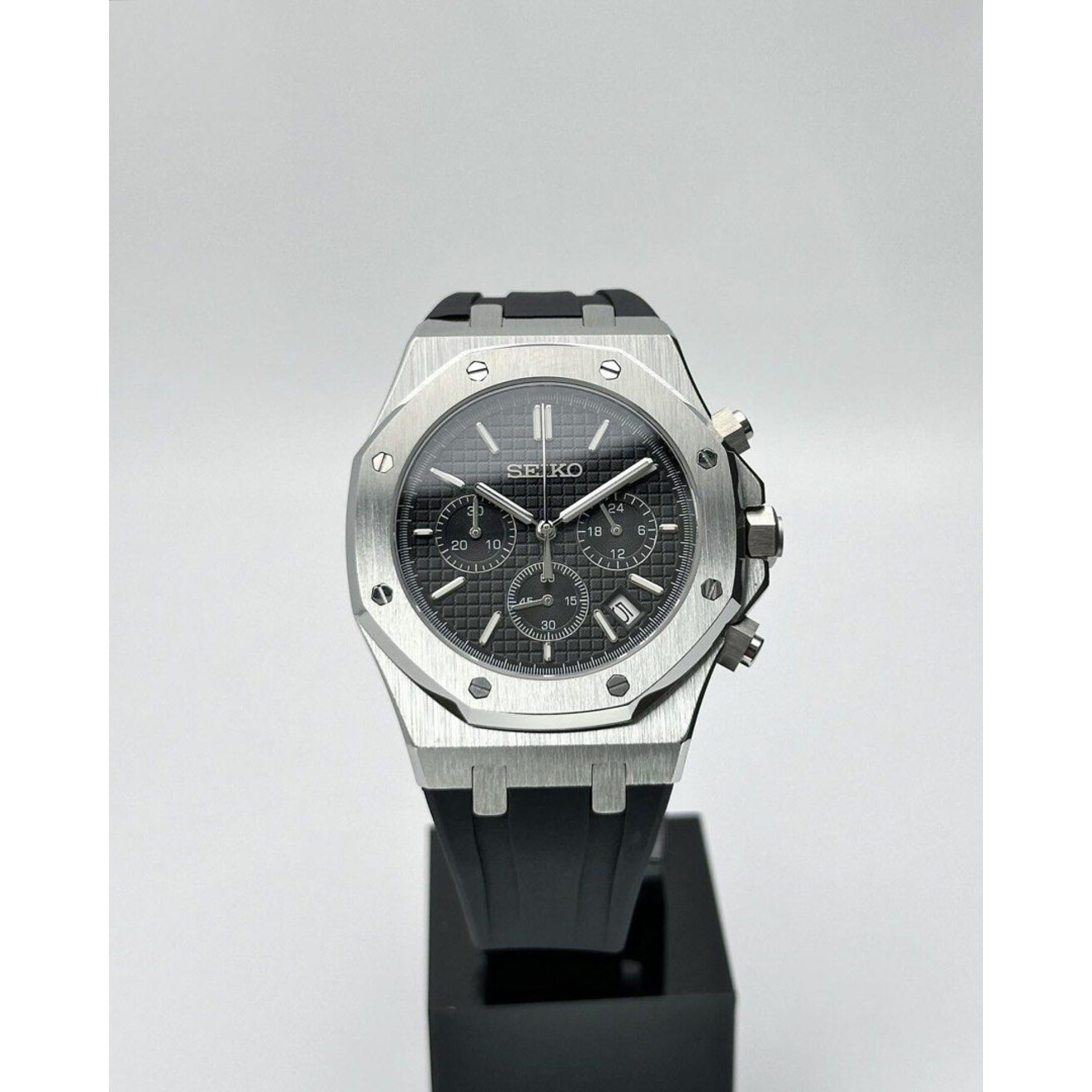 Custom Seiko Mod • Black Quartz Chronograph Silver AP on Rubber Strap • 42mm